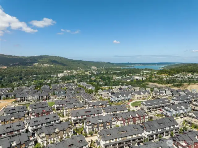 The Issaquah Highlands neighborhood blends modern living with natural beauty—featuring parks, trails, top-rated schools, and a strong sense of community in a walkable, well-planned setting.