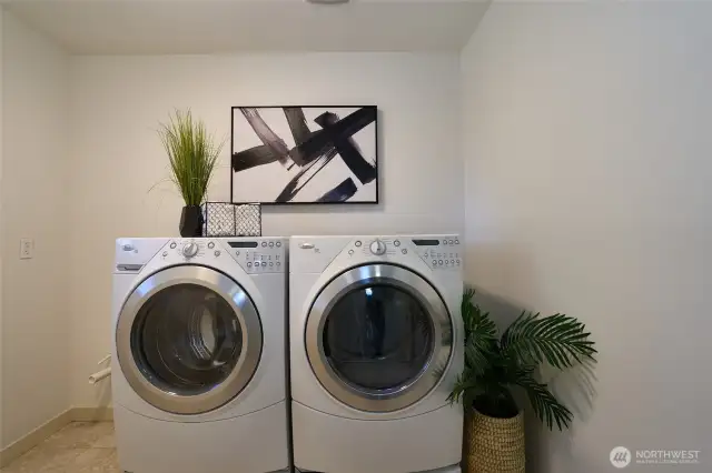 Laundry room (upstairs)