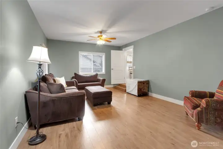 Flex Room