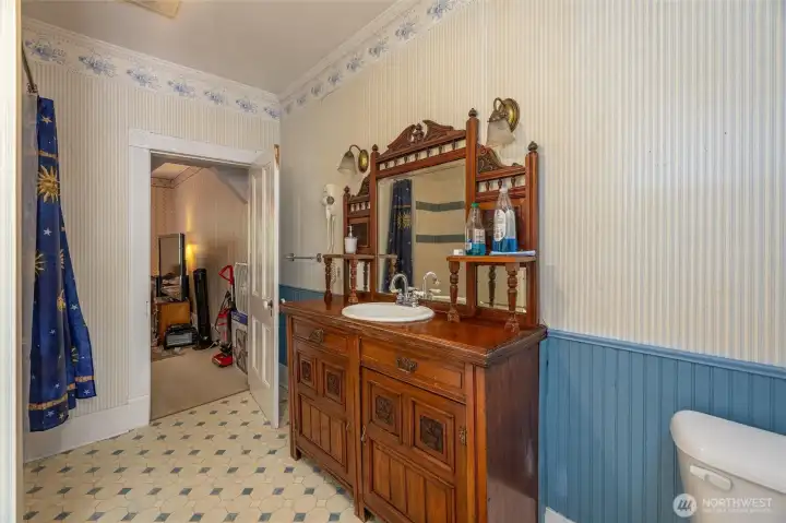 Upstairs 1st Bedroom