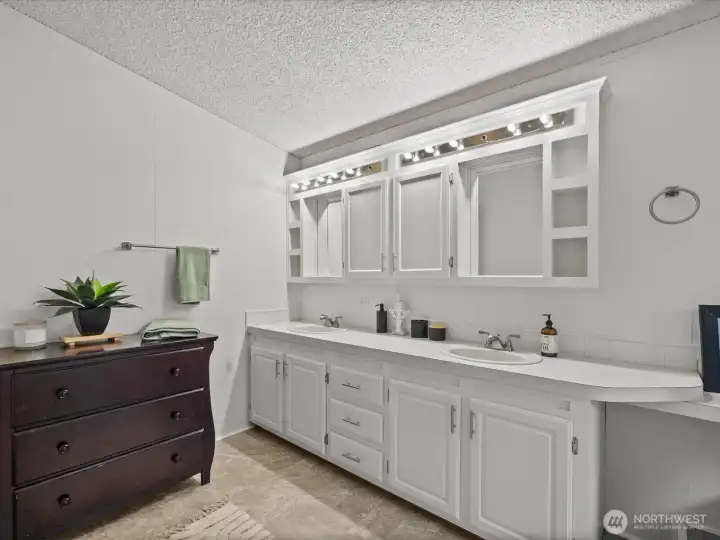 Spacious primary bathroom.