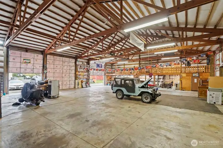 3 Bays concrete floor