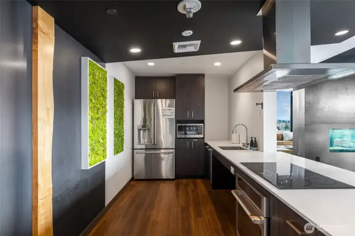 Kitchen and party area available for owner use