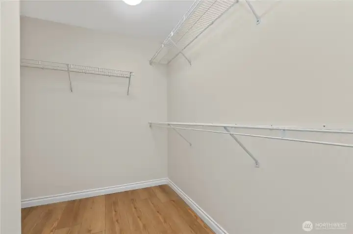 Primary suite has a walk-in closet