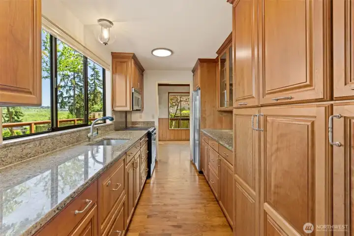 Galley Kitchen w/Ample Storage