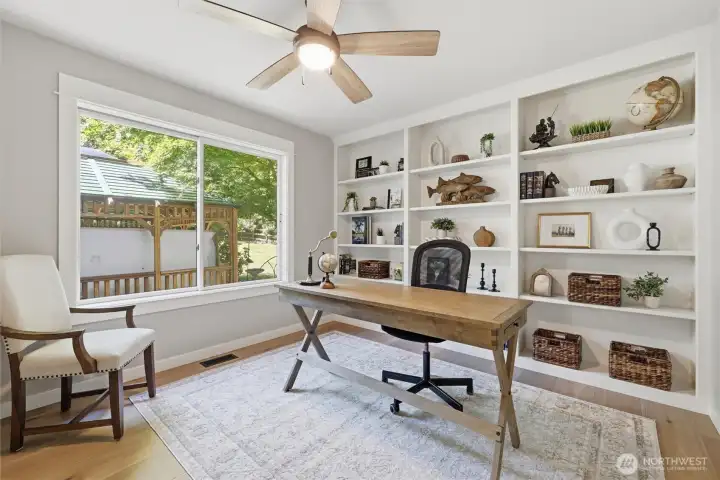 Main floor office or convert to 4th bedroom Main floor office or convert to 4th bedroom