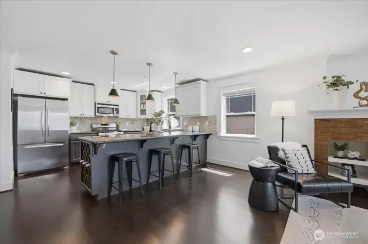 Kitchen with breakfast bar Kitchen with breakfast bar