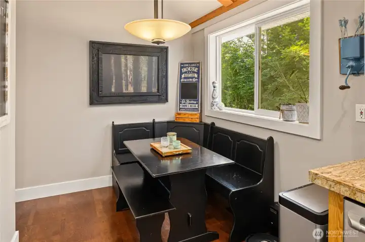 Kitchen eating nook