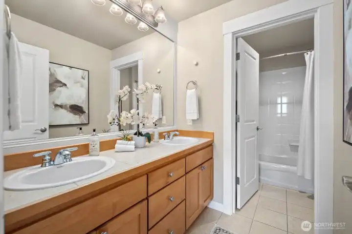 Upstairs Hall Bathroom