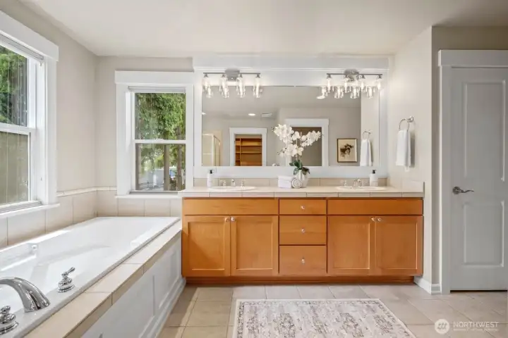 Primary bath