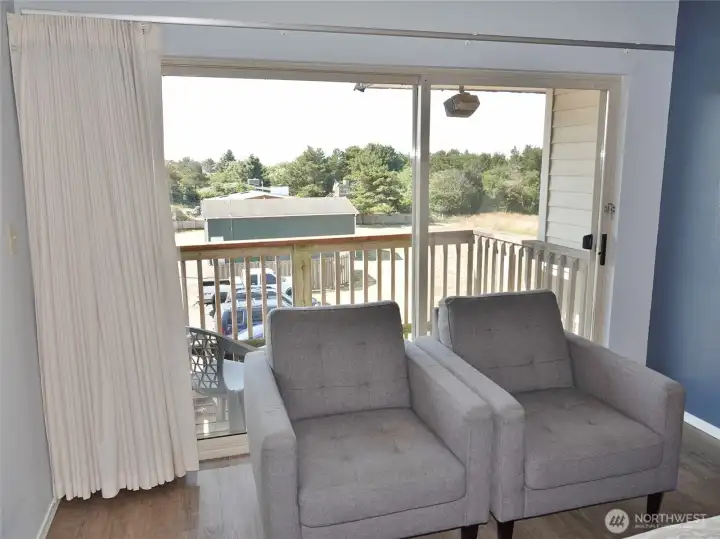 Sitting Area w/a huge slider glass door. Sitting Area w/a huge slider glass door.