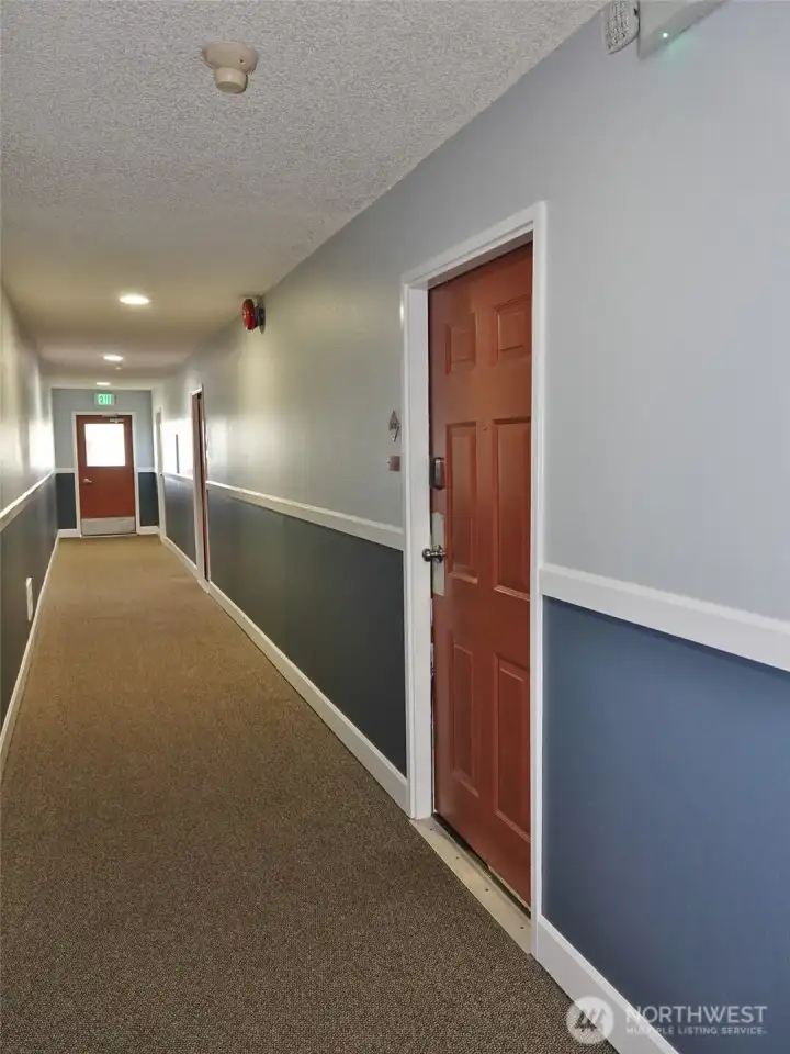 Entry into #308 from the indoor hallway. Entry into #308 from the indoor hallway.