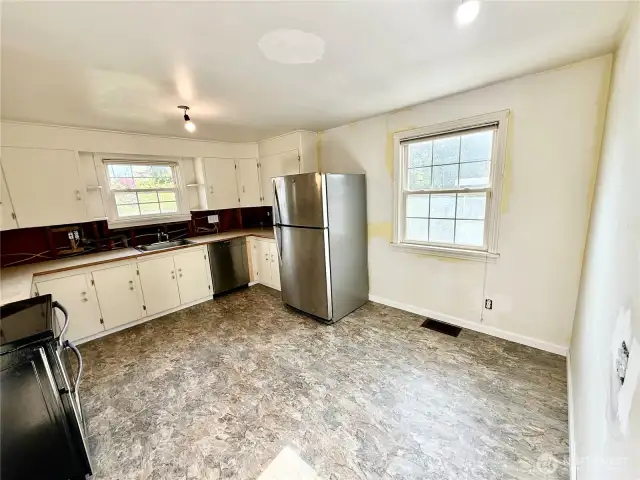 Kitchen & eating space