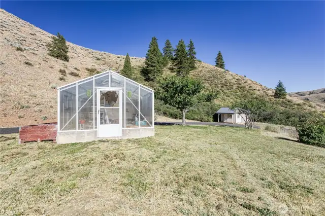 Greenhouse stays