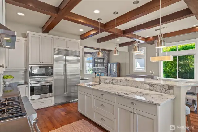 An expansive island ideal for hosting
