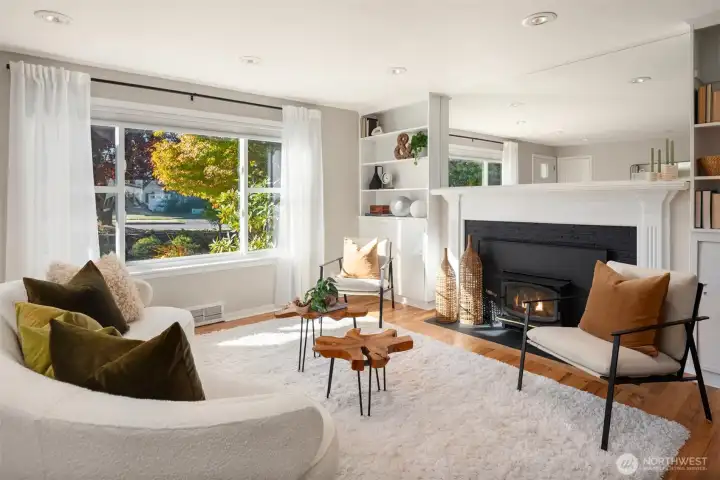Big windows allowing this space to be bright all year long