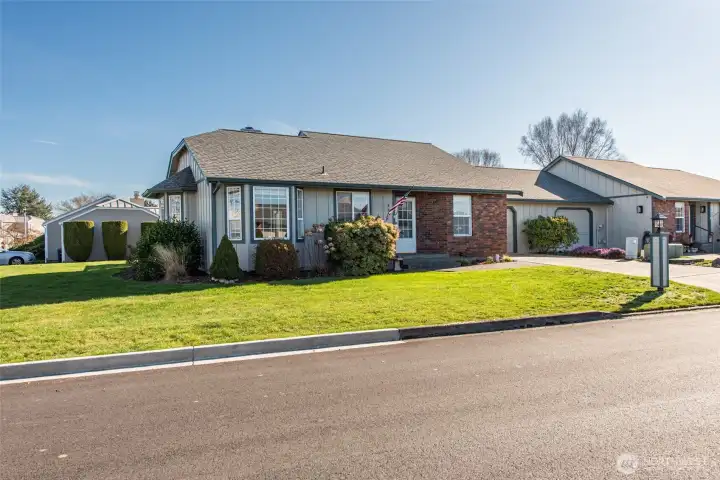 Convenient Sherwood Village Location