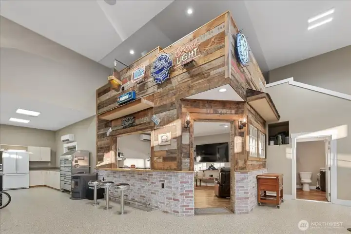 Incredible mancave shop