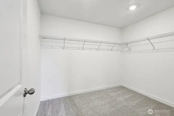 Photo is of a 2605 plan in another KB Home location; options and colors may vary based on your selections and may include options and features that are not reflected in the list price. Depictions of home, layout, location or other features/options, colors and color scheme, materials, fixtures, etc. are for showing purposes only and may not be included in the purchase price and availability may vary.