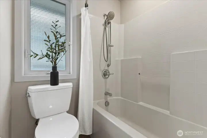 Separate Shower/tub and WC area in primary bath.