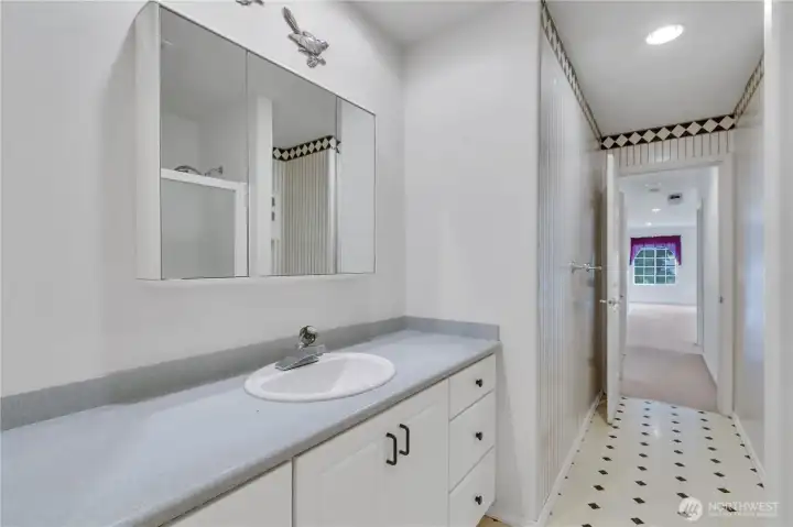 Full bathroom on the upper level