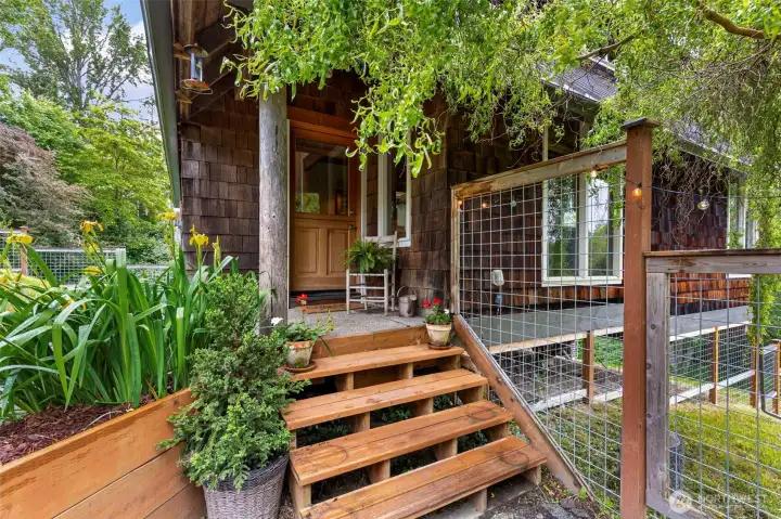 Front door is a dutch door. Front door is a dutch door.