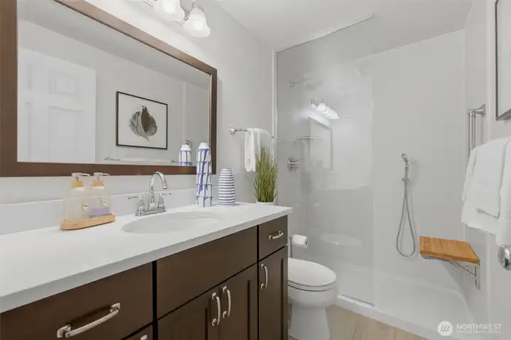 Additional view of the hallway bathroom