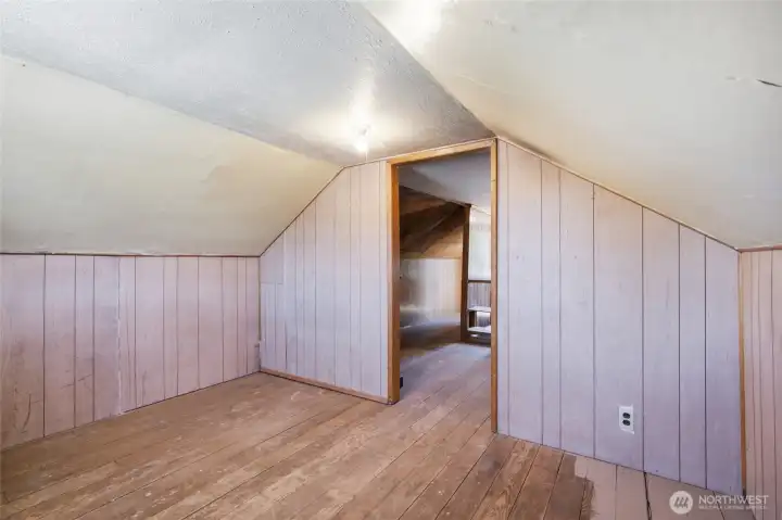 Upstairs room Upstairs room