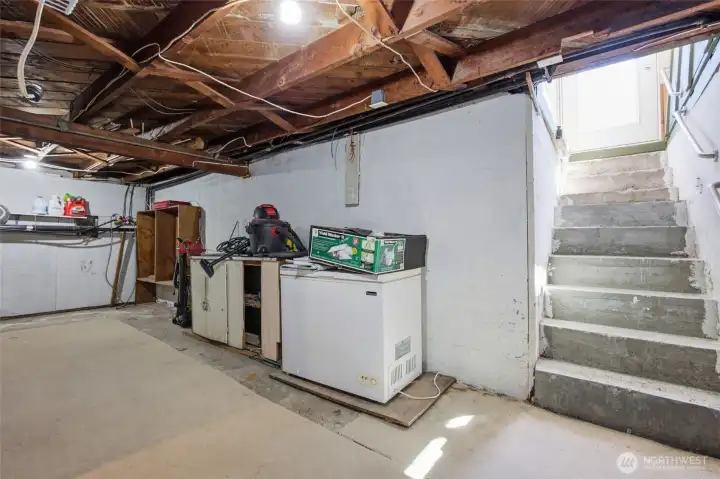 Basement / Laundry Basement / Laundry