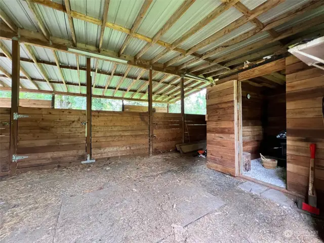 3 stall stable