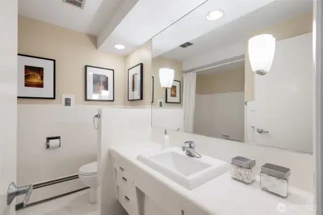 Full Bathroom