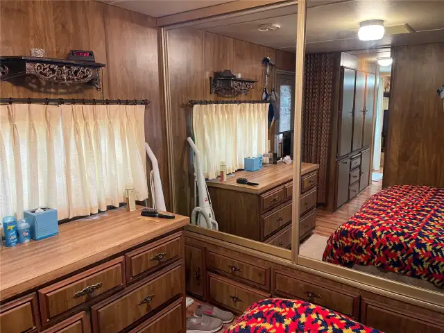 Lots of closet space!