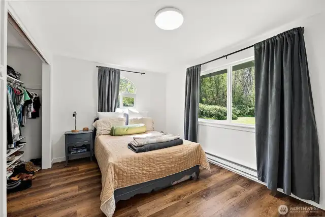 Unit B Primary Bedroom