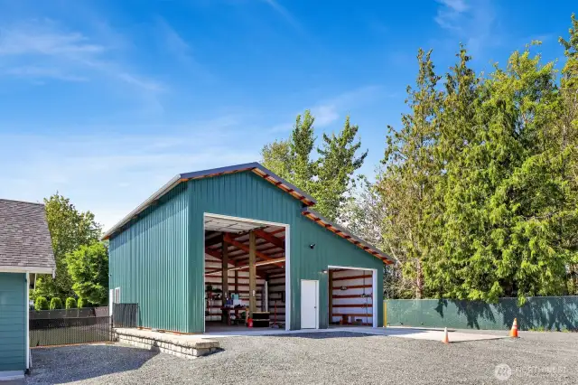 Large 1,248 Shop to house all your toys, tools, and cars!