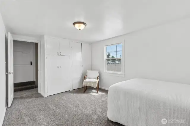 1st bedroom