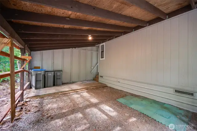 Covered parking in this great carport!