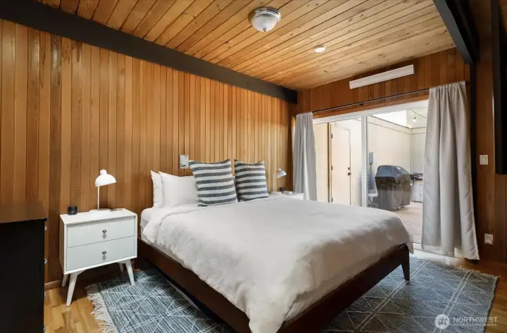 The second bedroom that share a 3/4 bath.