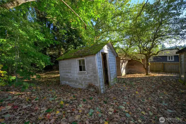 Storage shed