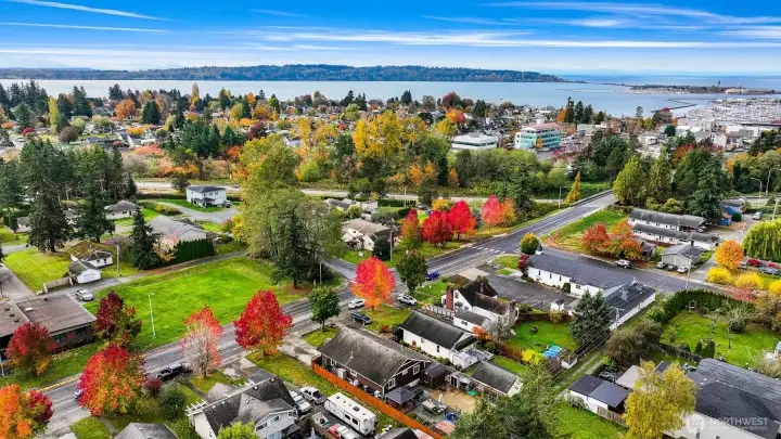 Short distance from downtown Blaine and the waterfront