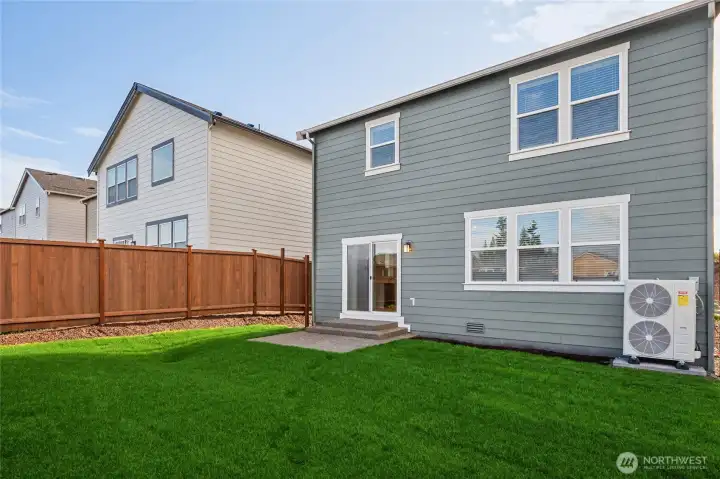 Front and back yard Photo's are for representational purposes only. Colors and finishes may differ.landscaping is included.