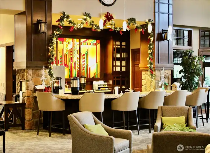 Jubilee lodge and clubhouse offere social opportunities galore and this bar in the common area of the lodge is only one part of the fun.