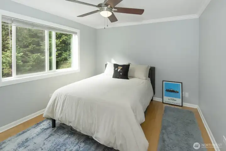 Really solid sized bedroom. Approximate size is 12x14