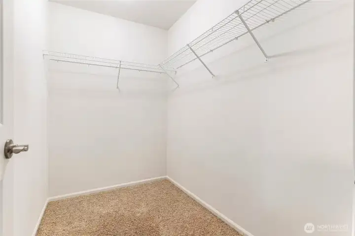 Walk-in closet in primary suite