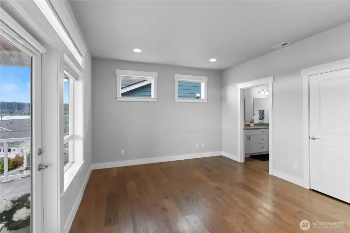Primary Bedroom (un-staged)