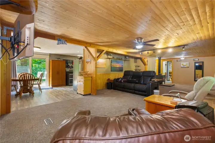 spacious living space