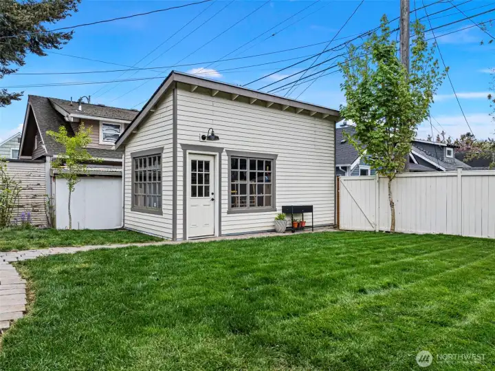 Detached garage or use it as a shop/storage