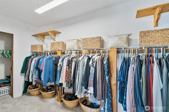 Huge primary walk in closet