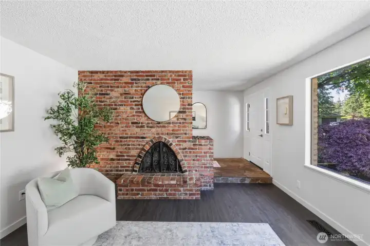 Living / Front Room