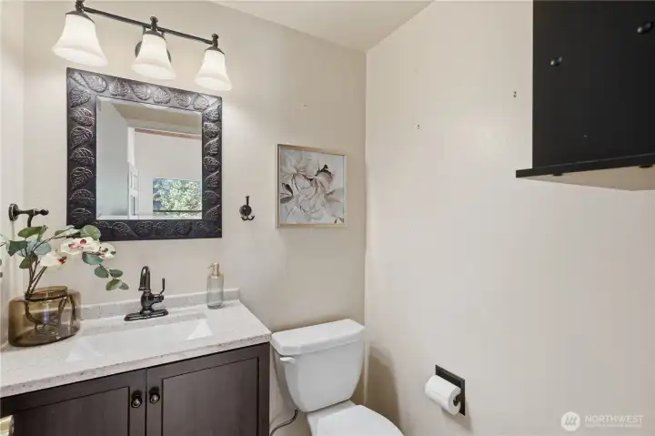 Main Bathroom off of Sunroom