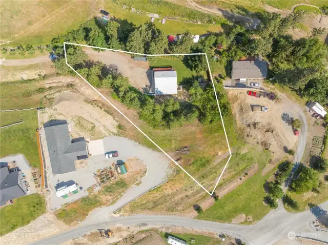 Annotated aerial property view.